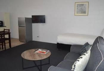 Penguin Seaside Motel Exteriör bild